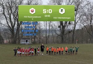 E2-Junioren feiern ebenso einen Heimerfolg